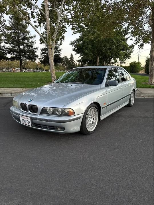 1998 BMW E39 540i - Image 2 of 13
