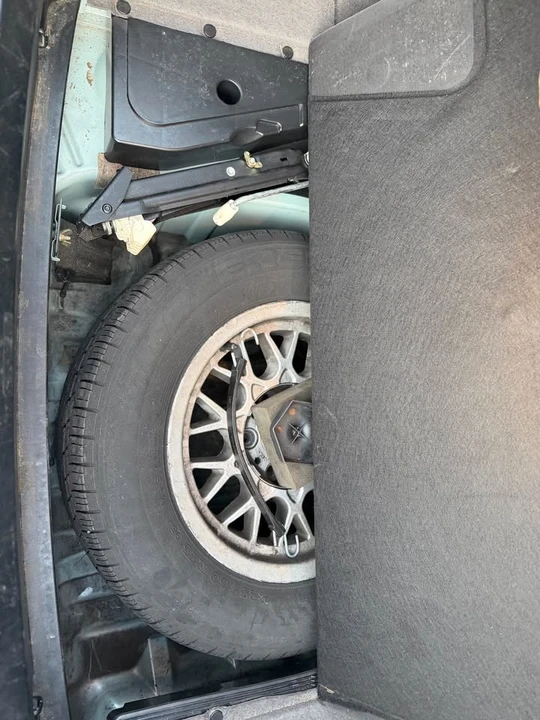 1998 BMW E39 5 Series - Image 11 of 12