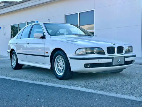 1998 BMW 528i Sedan