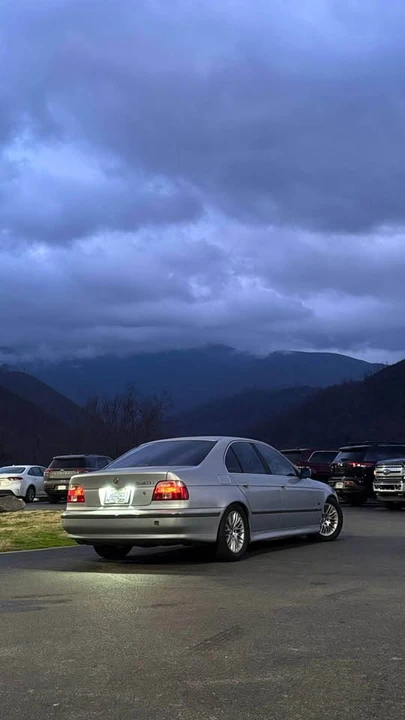 1998 BMW E39 540i - Image 5 of 8