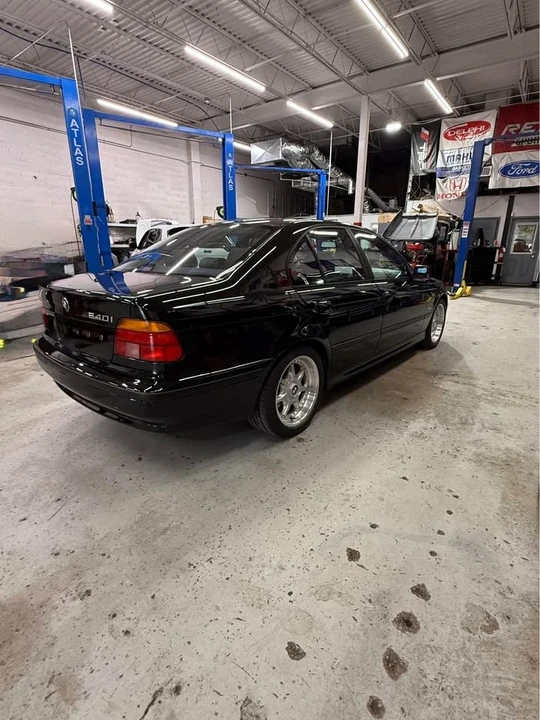 1998 BMW E39 540i - Image 5 of 16