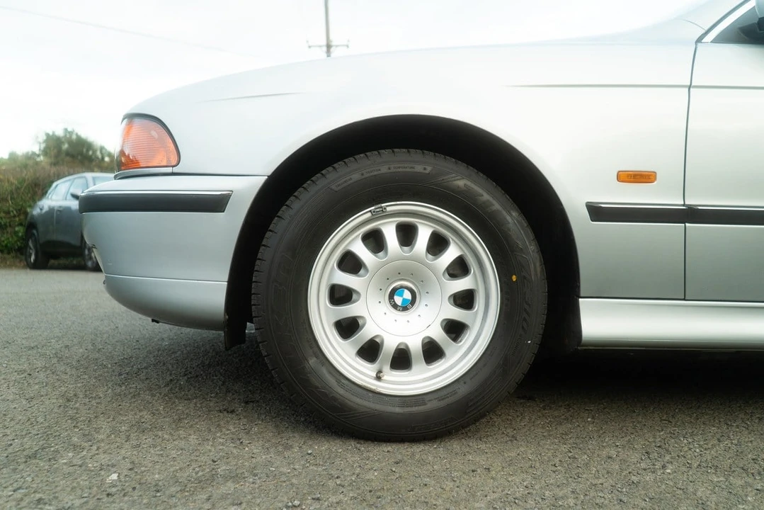1998 BMW E39 5 Series - Image 5 of 30