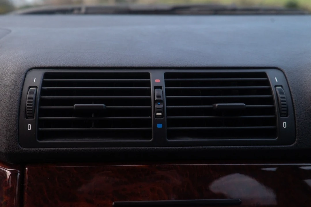 1998 BMW E39 5 Series - Image 18 of 30