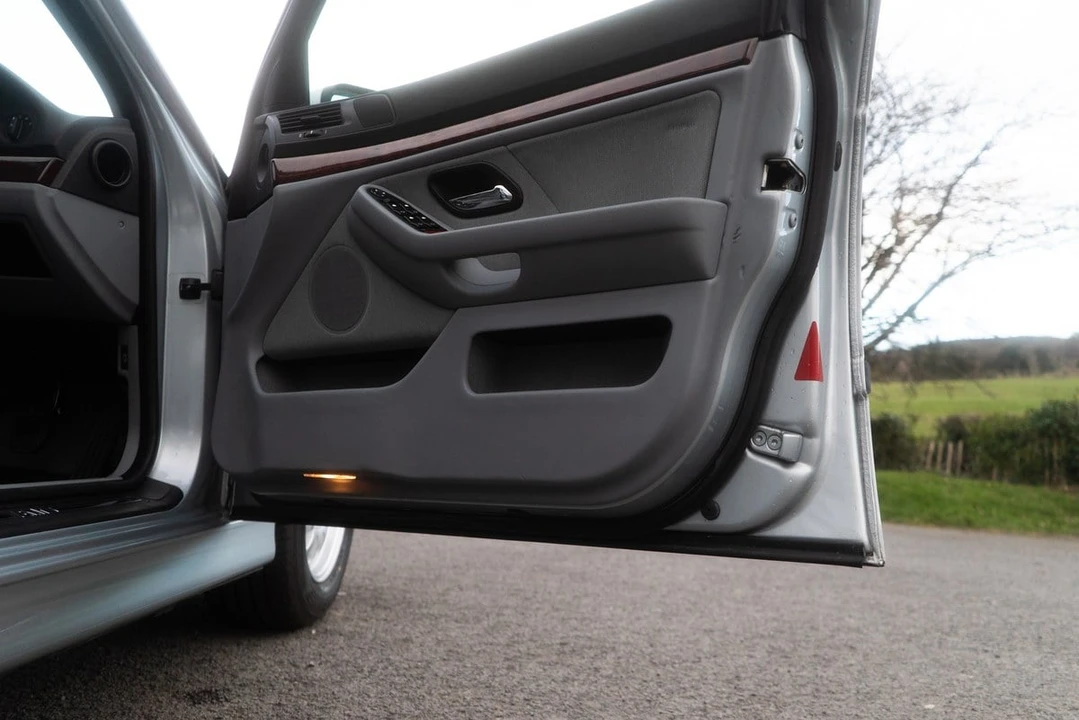 1998 BMW E39 5 Series - Image 22 of 30