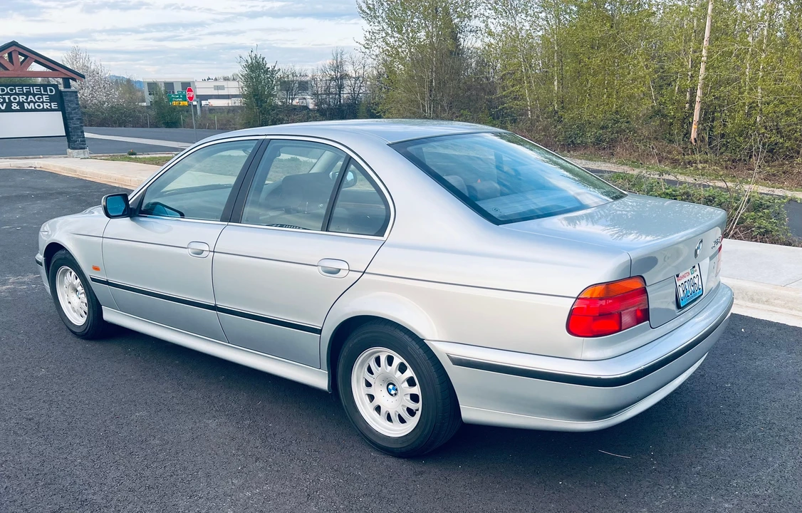 1998 BMW E39 5 Series - Image 10 of 31