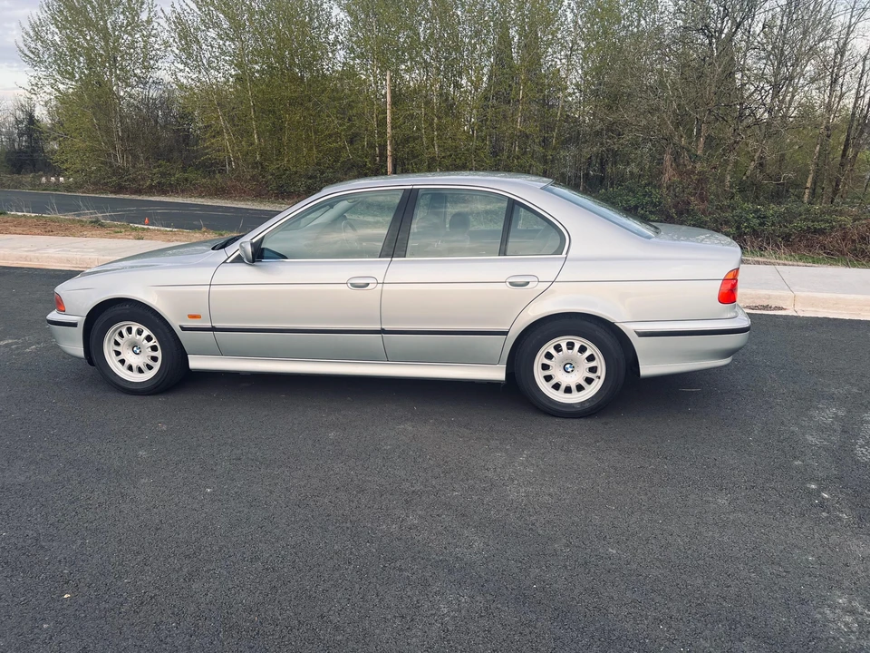 1998 BMW E39 5 Series - Image 8 of 31