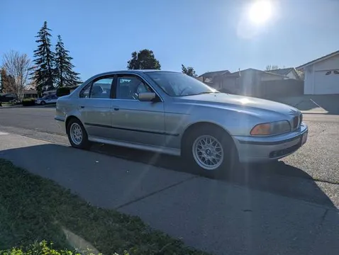 1998 BMW 528i