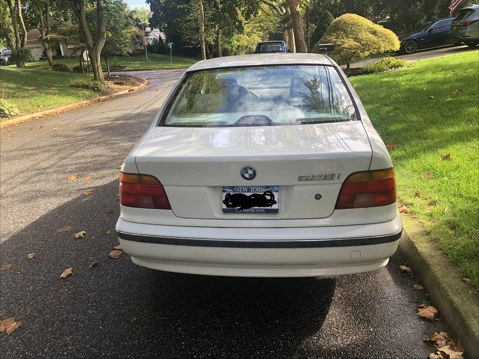 1998 BMW E39 5 Series - Image 2 of 22