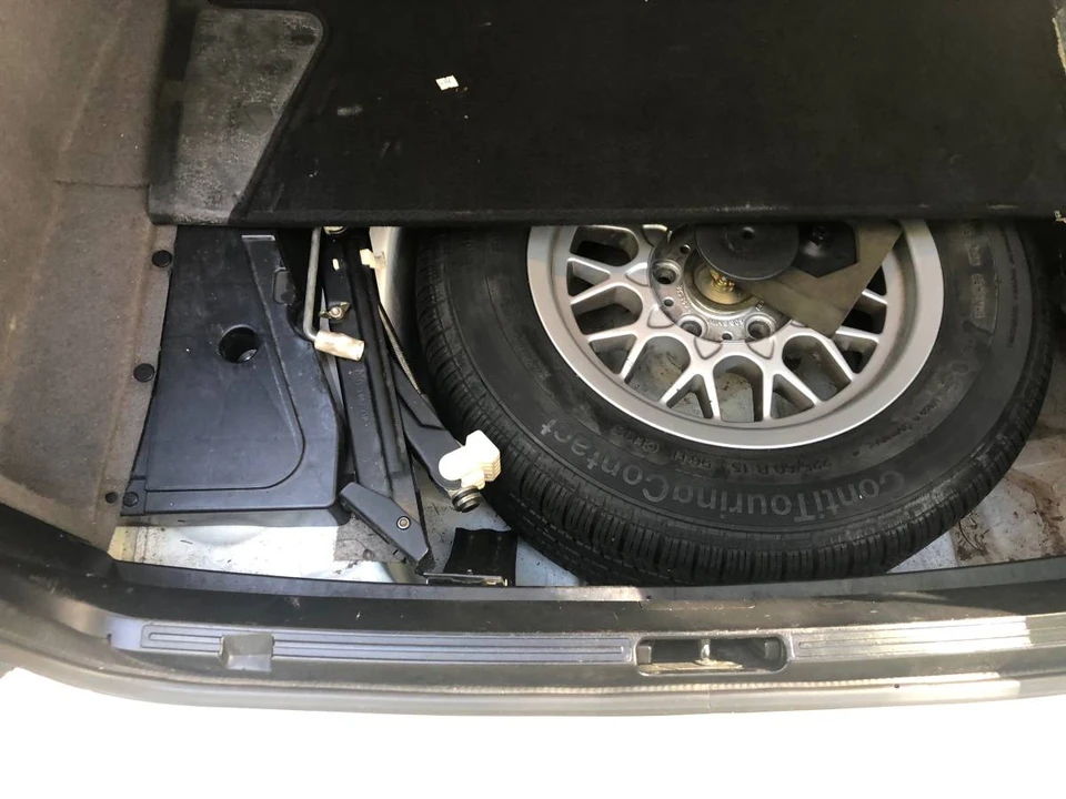 1998 BMW E39 5 Series - Image 10 of 22