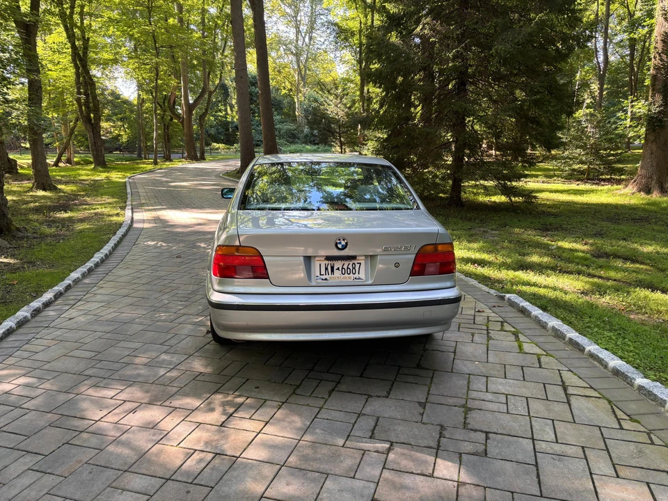 1998 BMW E39 5 Series - Image 16 of 31