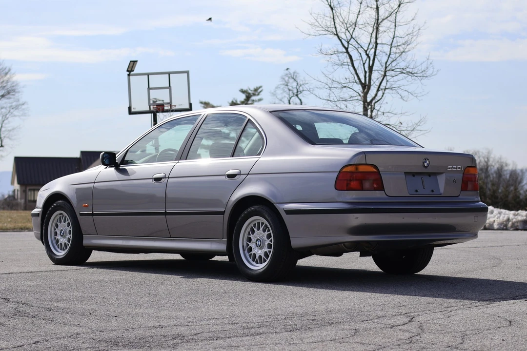 1998 BMW E39 5 Series - Image 9 of 31