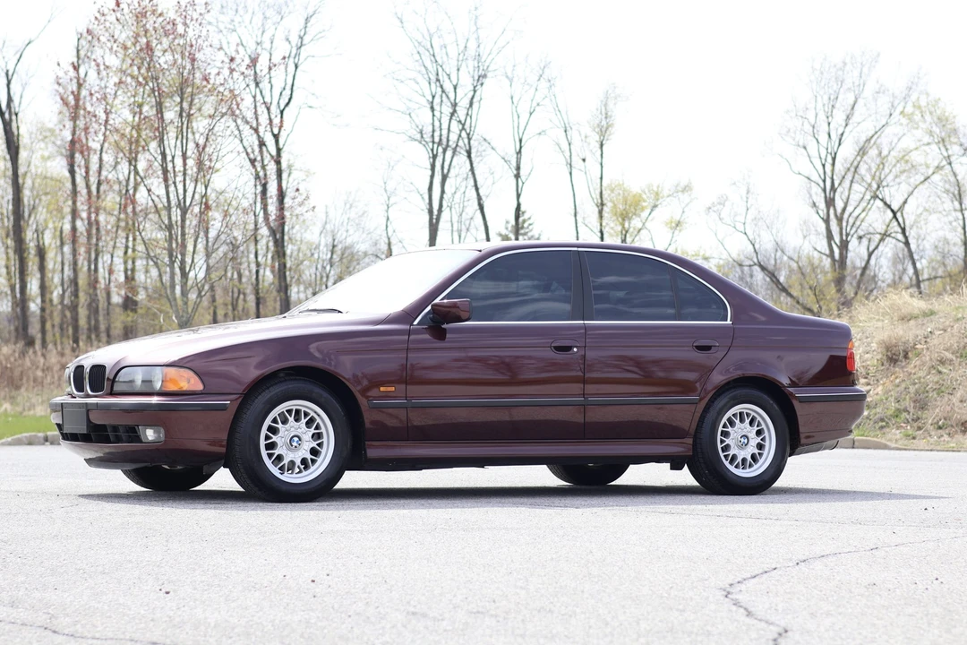 1998 BMW E39 5 Series - Image 2 of 31
