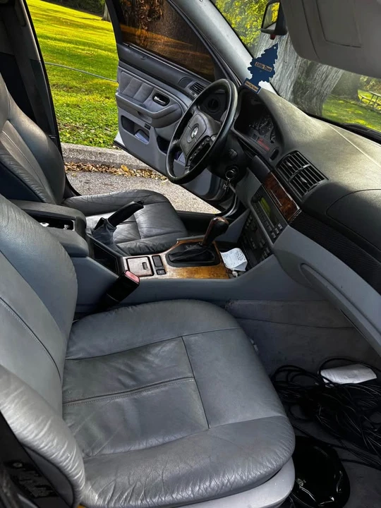 1998 BMW E39 540i - Image 4 of 5
