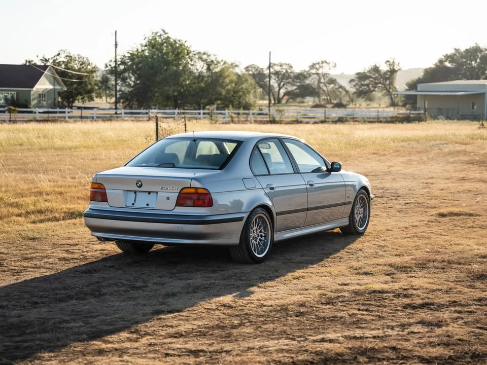 1998 BMW E39 540i - Image 2 of 7