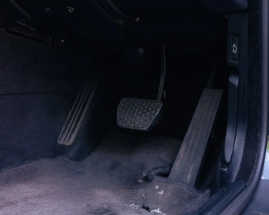 1998 BMW E39 540i - Image 21 of 30