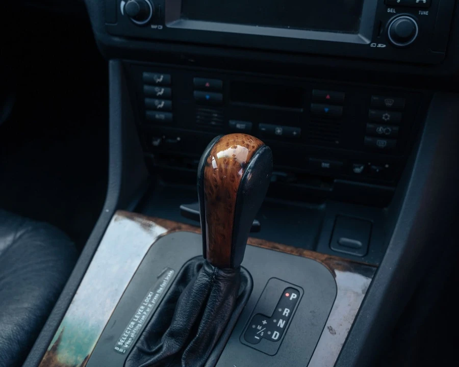 1998 BMW E39 540i - Image 24 of 30