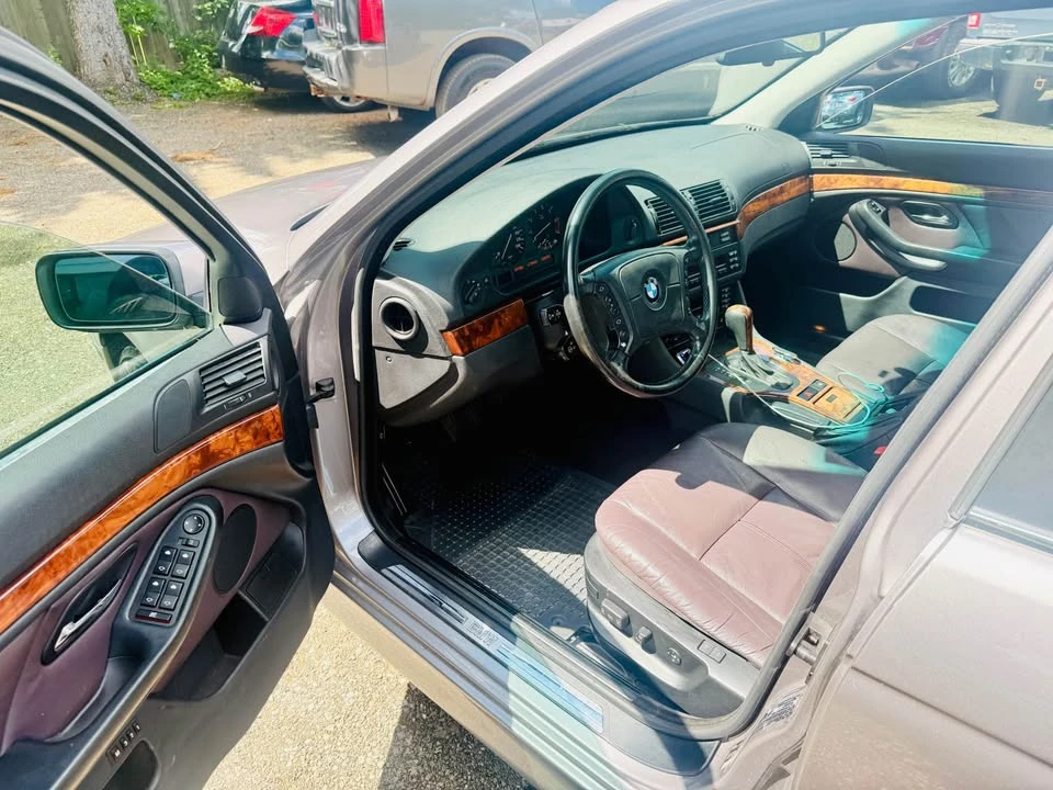 1998 BMW E39 540i - Image 9 of 16