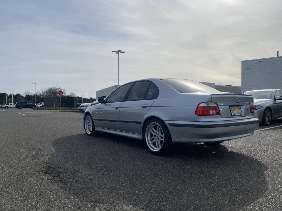 1998 BMW E39 540i - Image 8 of 31