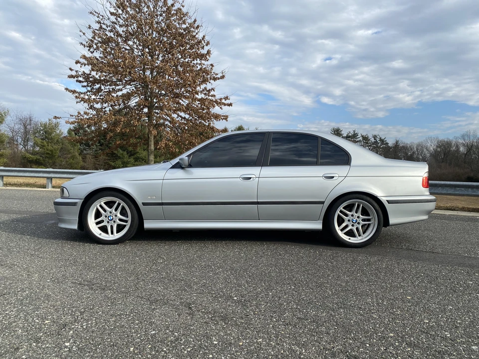 1998 BMW E39 540i - Image 7 of 31