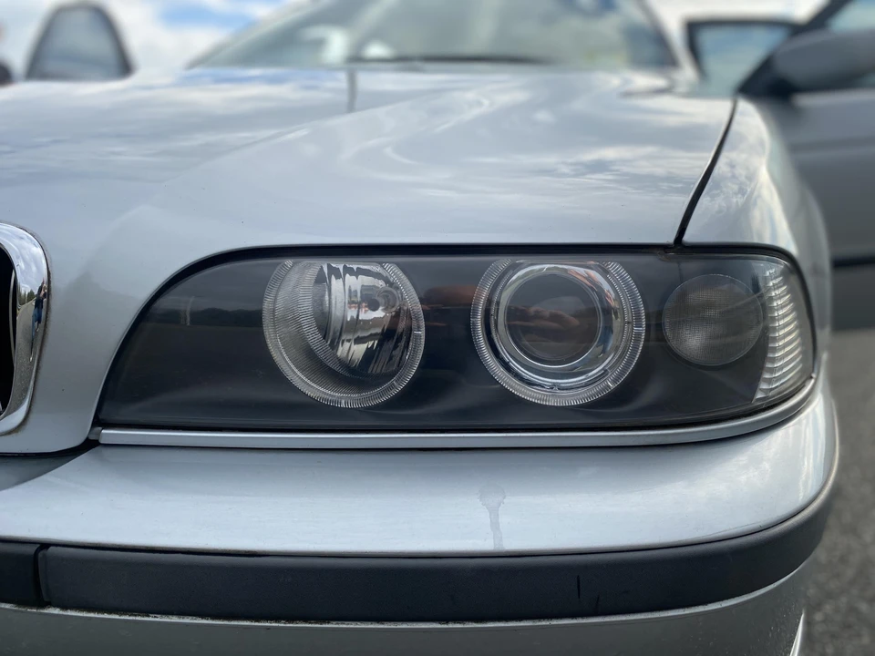 1998 BMW E39 540i - Image 14 of 31