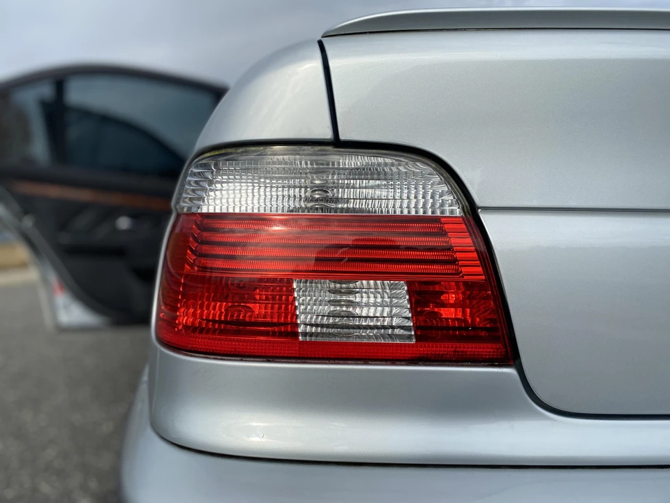 1998 BMW E39 540i - Image 16 of 31