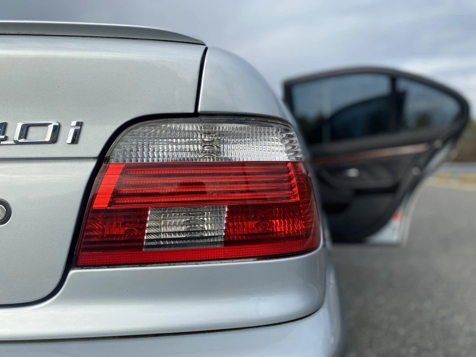 1998 BMW E39 540i - Image 17 of 31