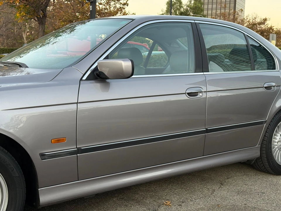 1998 BMW E39 540i - Image 18 of 31