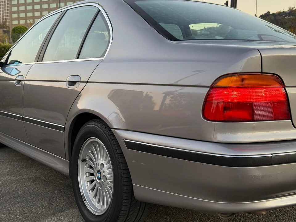 1998 BMW E39 540i - Image 25 of 31