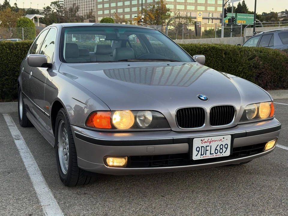 1998 BMW E39 540i - Image 11 of 31