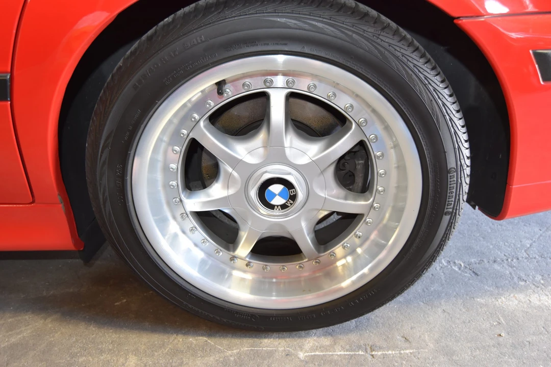 1998 BMW E39 540i - Image 24 of 31