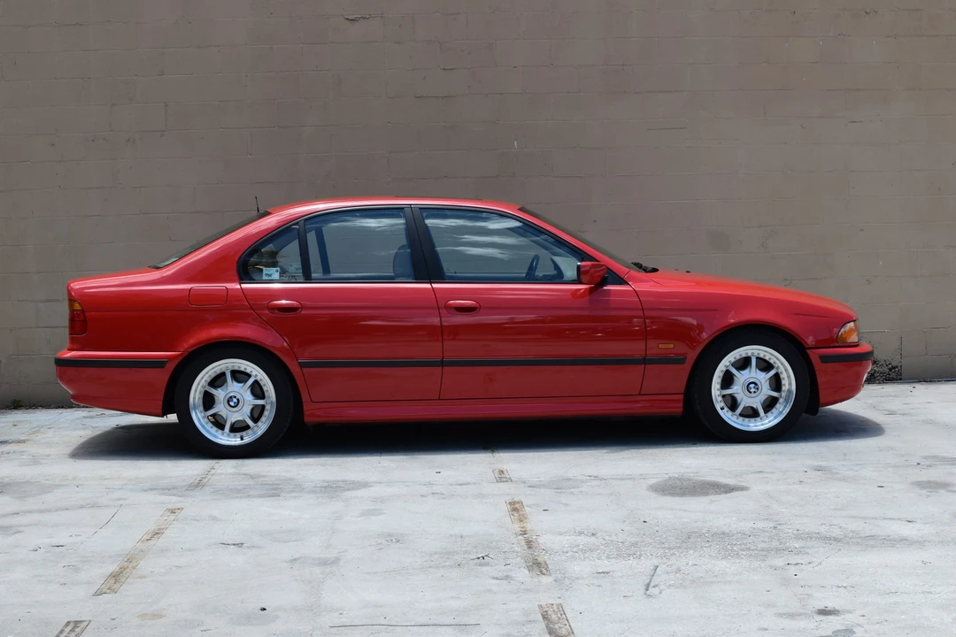 1998 BMW E39 540i - Image 8 of 31