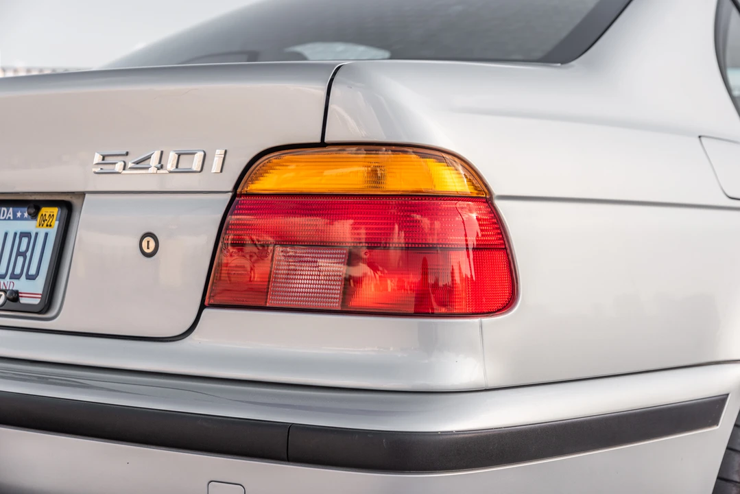 1998 BMW E39 540i - Image 22 of 31