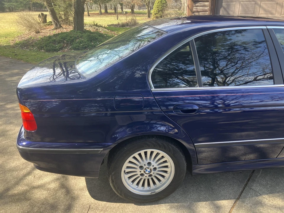 1998 BMW E39 540i - Image 16 of 31