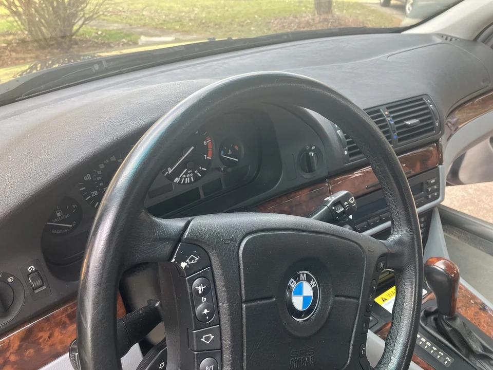 1998 BMW E39 540i - Image 28 of 31