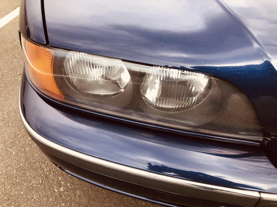 1998 BMW E39 540i - Image 11 of 31