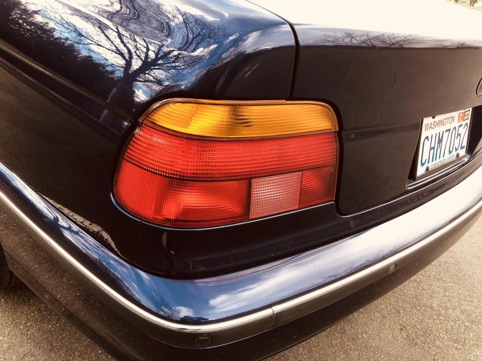 1998 BMW E39 540i - Image 16 of 31