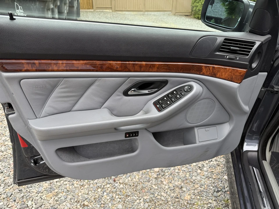 1998 BMW E39 540i - Image 31 of 31