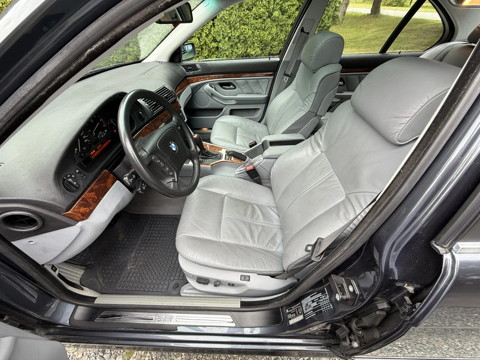 1998 BMW E39 540i - Image 30 of 31