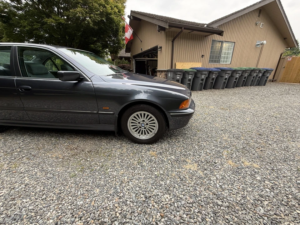 1998 BMW E39 540i - Image 18 of 31