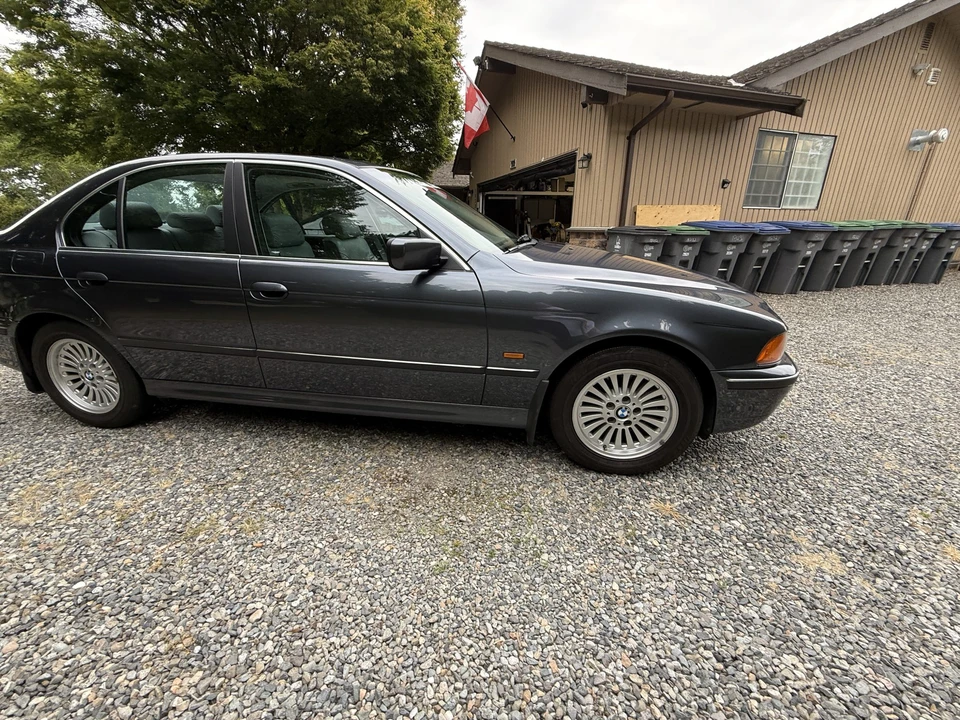 1998 BMW E39 540i - Image 19 of 31