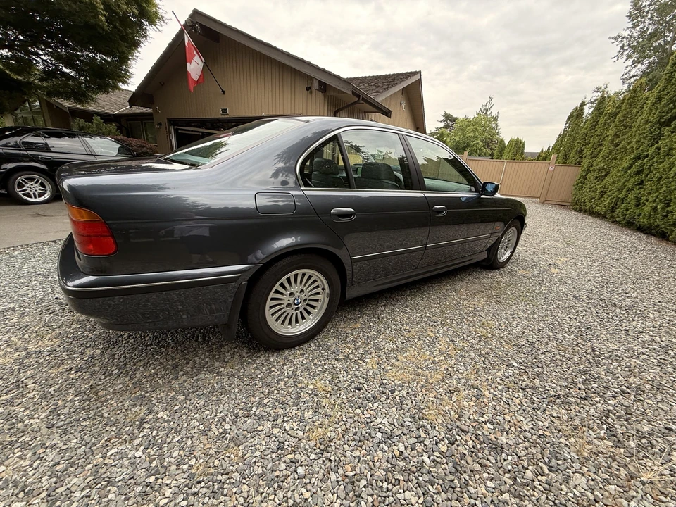 1998 BMW E39 540i - Image 10 of 31