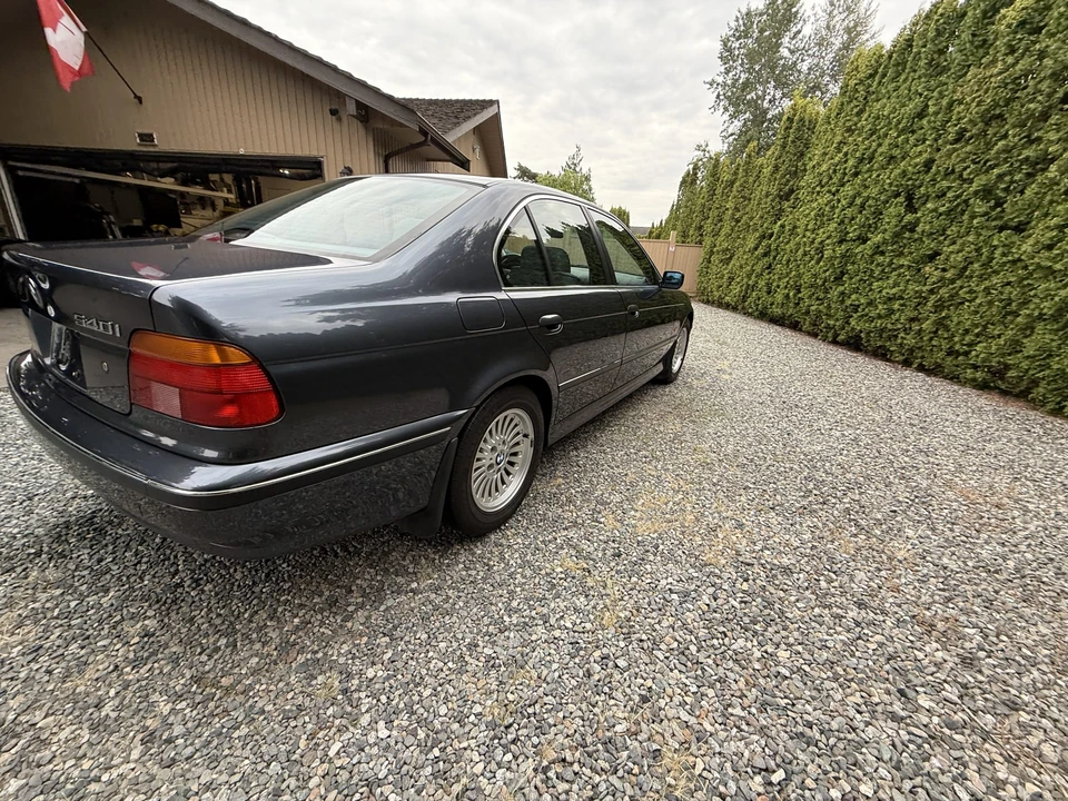 1998 BMW E39 540i - Image 11 of 31