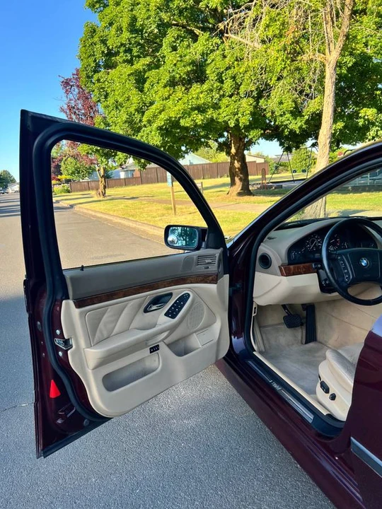 1998 BMW E39 540i - Image 9 of 23