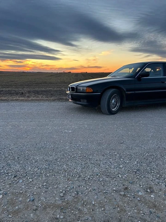 1998 BMW E38 7 Series - Image 8 of 10