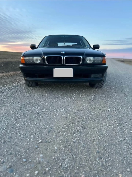 1998 BMW E38 7 Series - Image 9 of 10