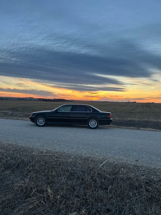 1998 BMW E38 7 Series - Image 10 of 10