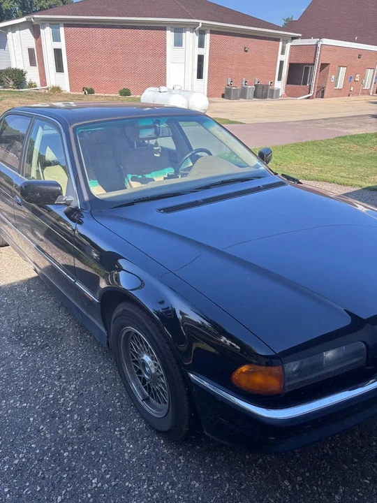 1998 BMW E38 7 Series - Image 3 of 10