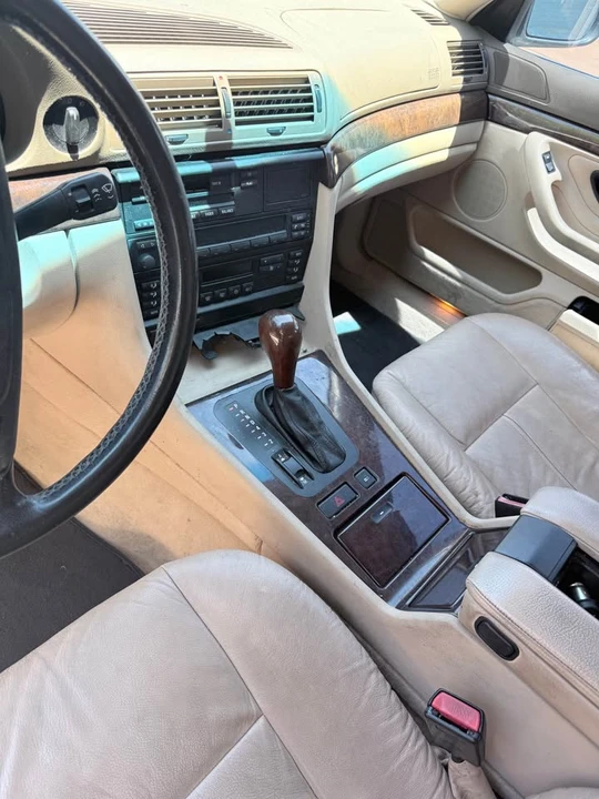 1998 BMW E38 7 Series - Image 6 of 7