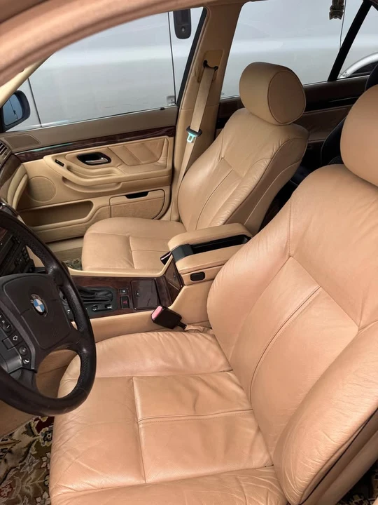 1998 BMW E38 7 Series - Image 4 of 10