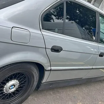 1998 BMW 7 Series 740iL Sedan